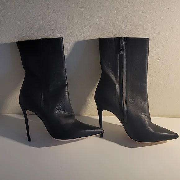 Shoes - Picture 3 of 4